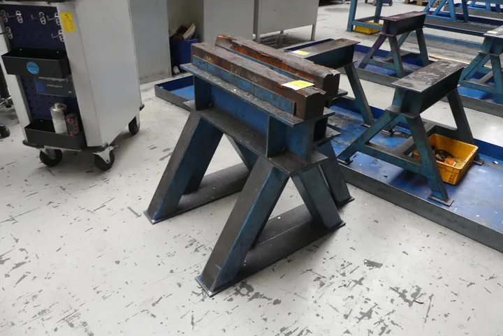 2x Stahlbock